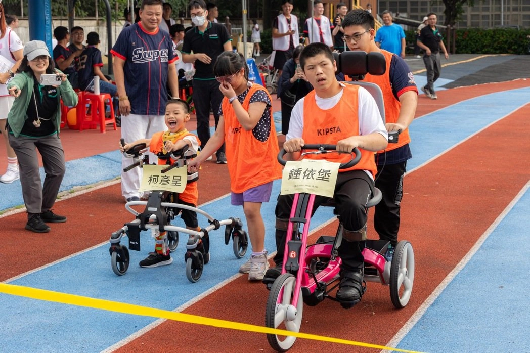 Super Kids勇敢小超人